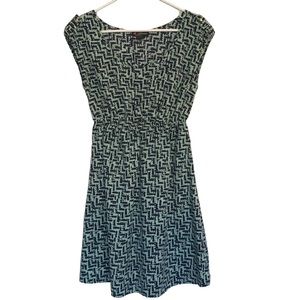 Geometric Pattern Dress with Cap Sleeve size Large